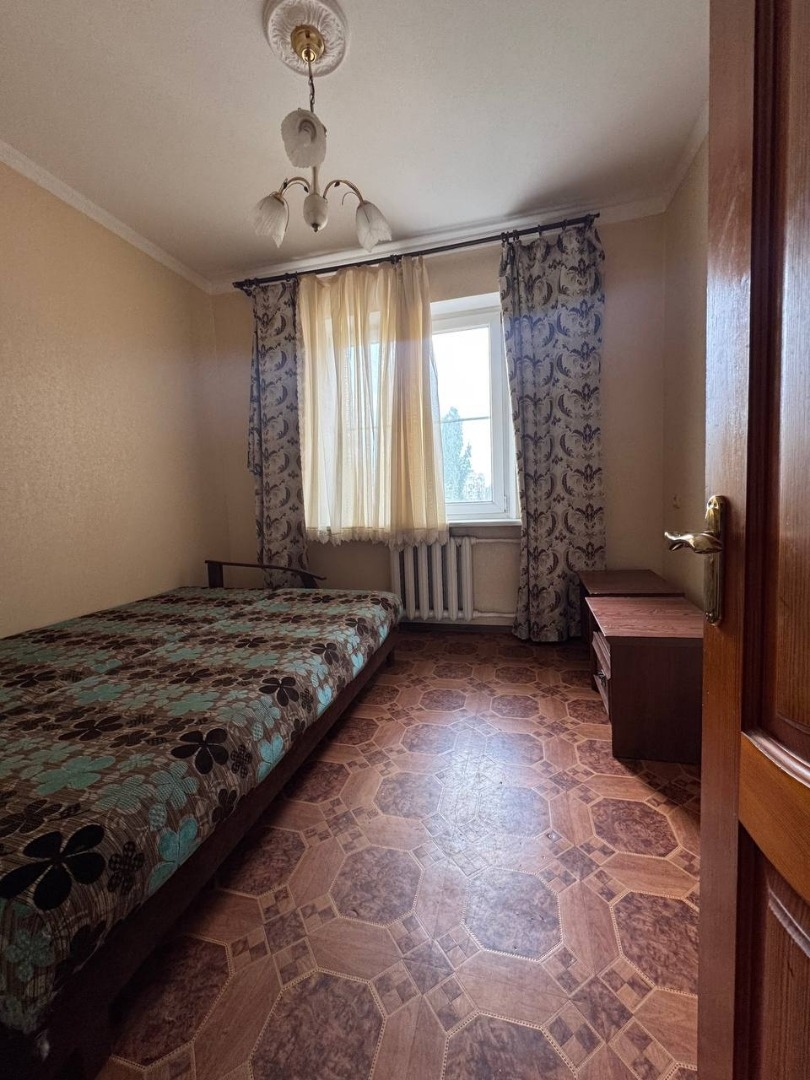 продажа трехкомнатной квартиры номер A-173941 в Киевском районе, фото номер 15